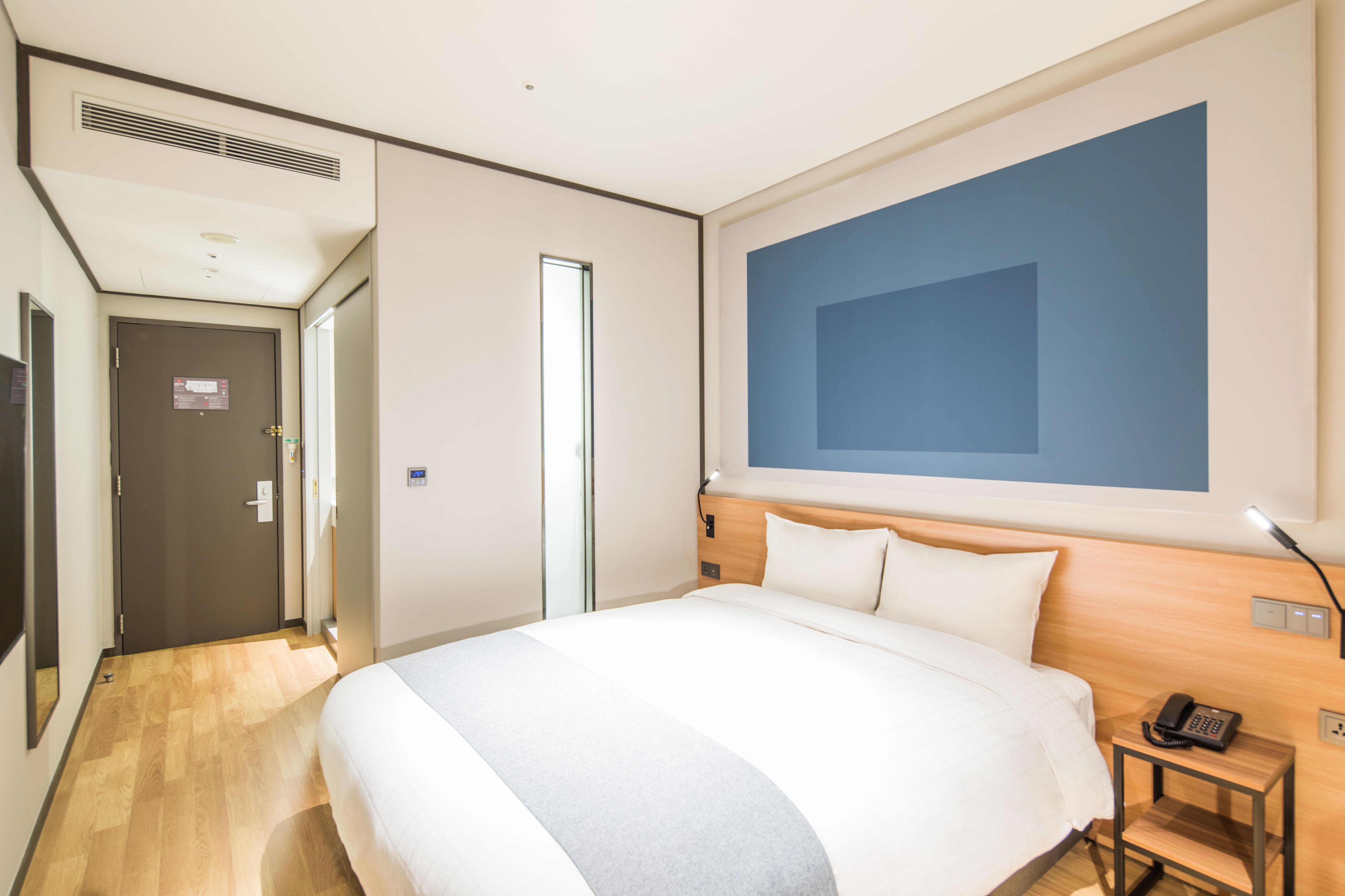 Ibis Ambassador Suwon Hotel Exterior photo