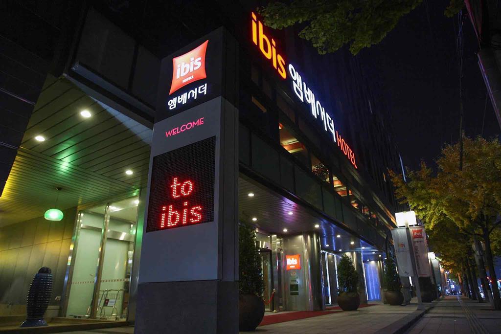 Ibis Ambassador Suwon Hotel Exterior photo
