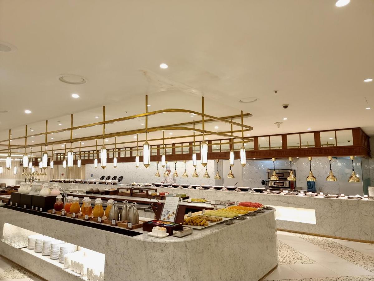 Ibis Ambassador Suwon Hotel Exterior photo